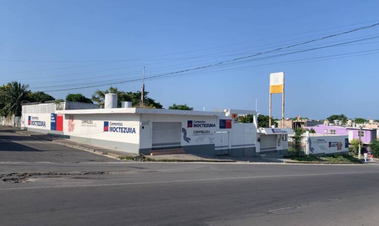 Renta de Local Comercial y Bodega de 1,280 m2 en Av. Víctor Sánchez Tapia, Colonia Astilleros.